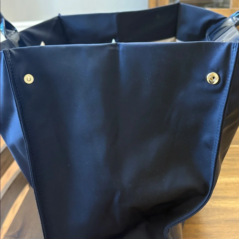 NWOT Tory Burch Ella Nylon Large Tote - Picture 12 of 14
